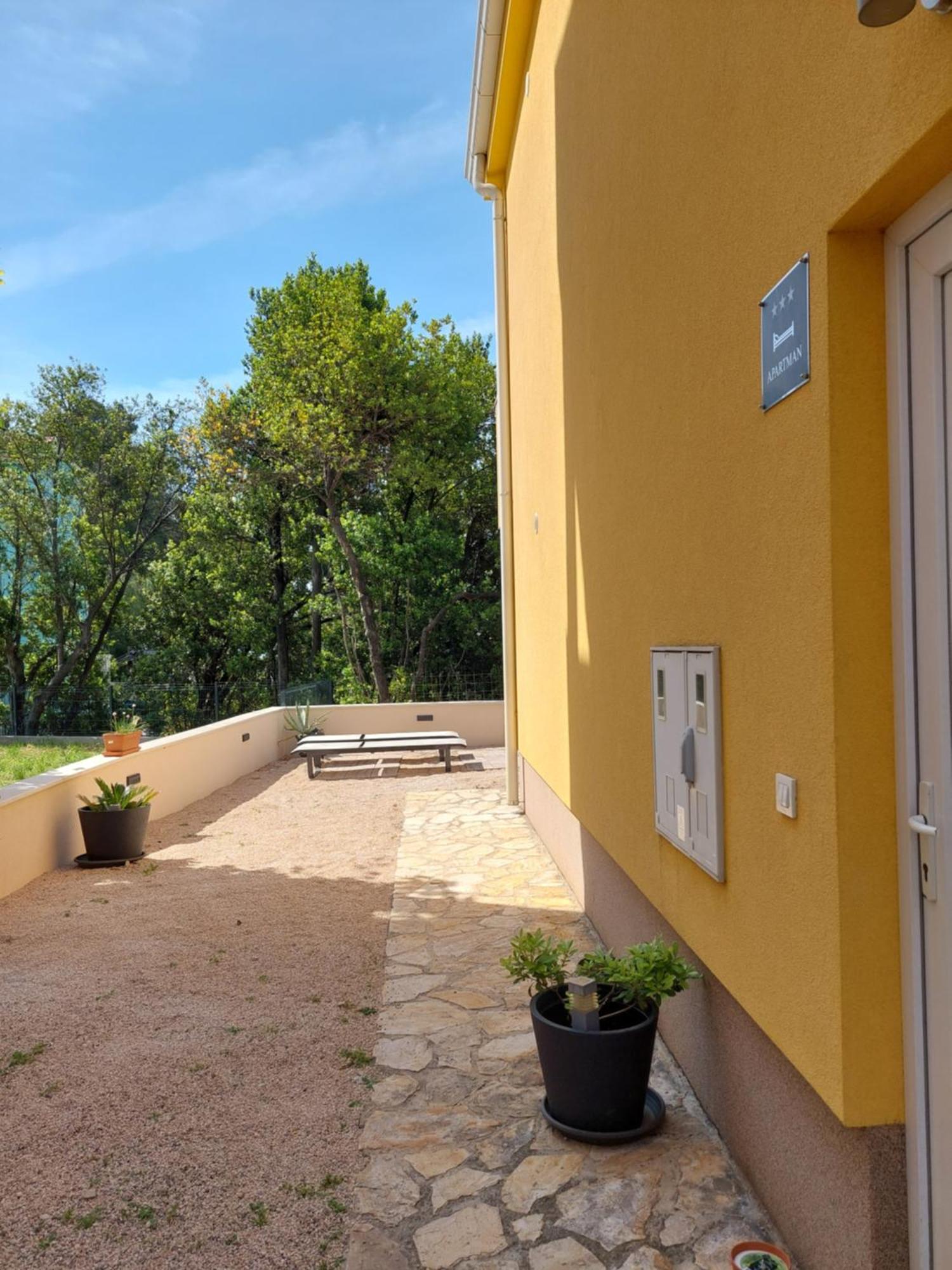 Spacious Apartment Close To The Sea In Split Area Kaštela 外观 照片